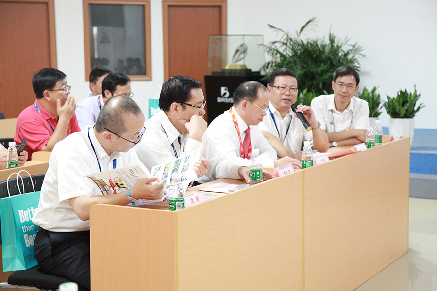 ONE GOLD CLUB members visit Yinbaoshanxin and participate in G20 and GIC meeting activity complete success. 